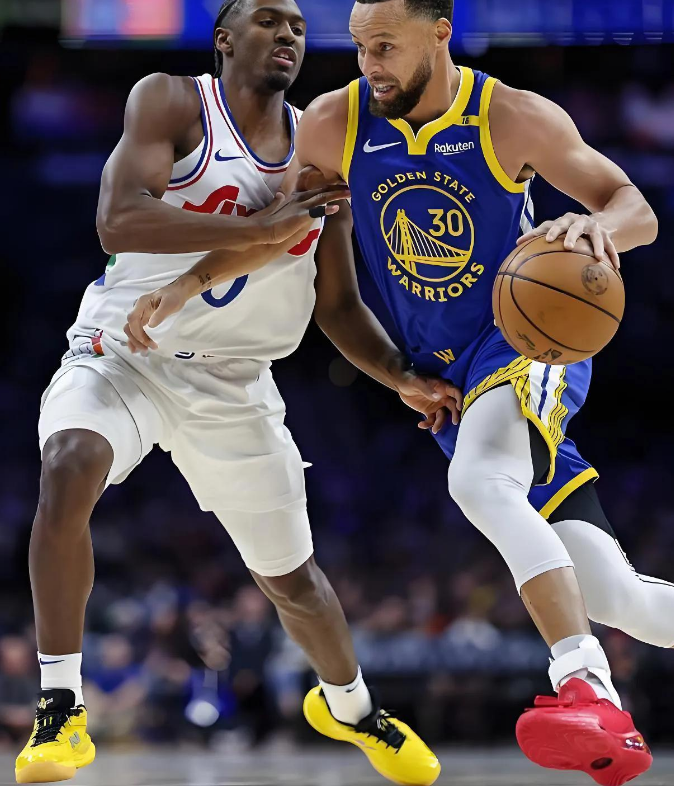 法国杯赛程吃紧,金州勇士今晚刷新队史纪录,话题不断,年轻球员得到机会 法国杯赛程吃紧,金州勇士今晚刷新队史纪录,话题不断,年轻球员得到机会