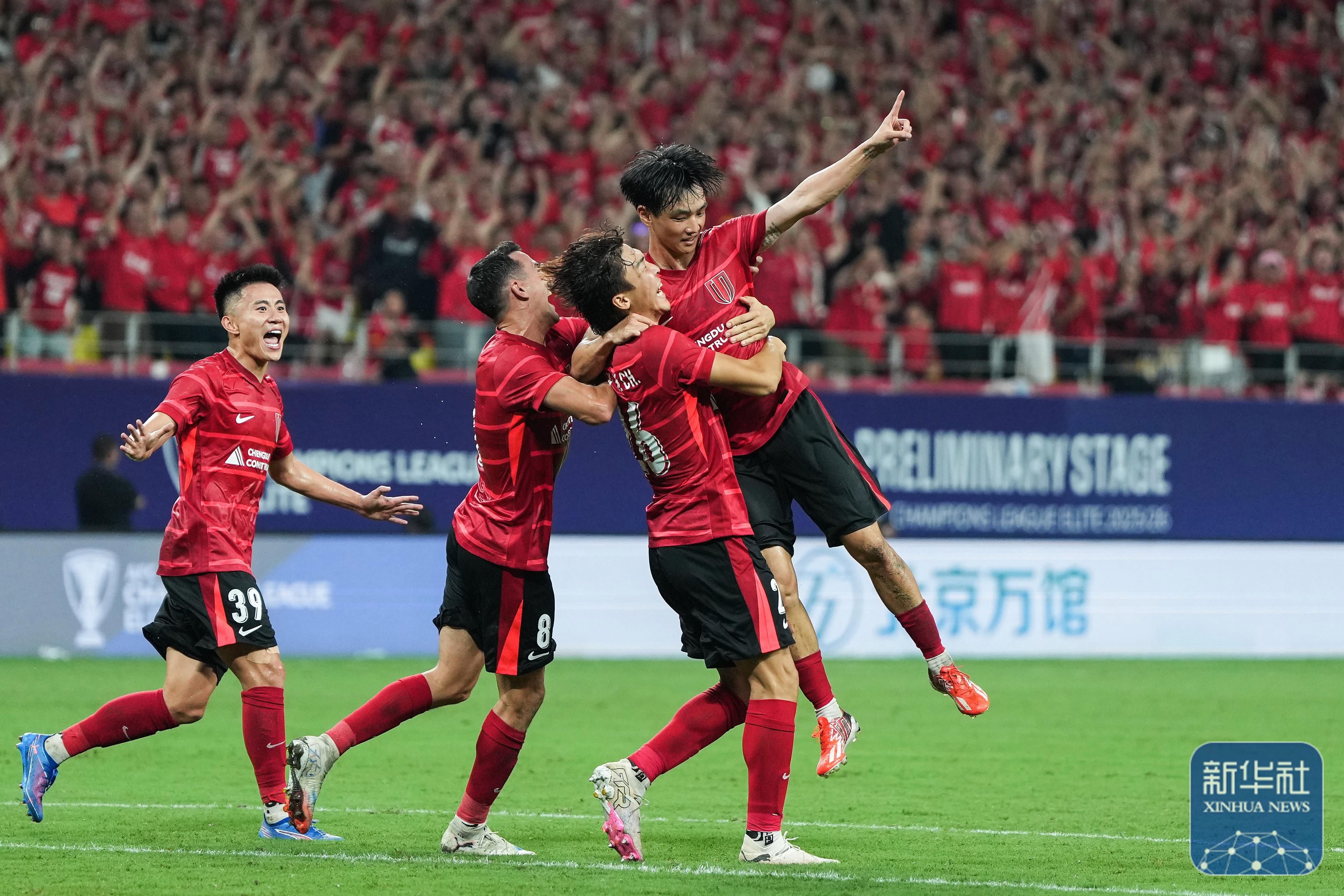 成都蓉城训练开放日，今夜状态回暖引欢呼，欧超杯在即，轮换策略成焦点(星火训练营培训心得1500字)